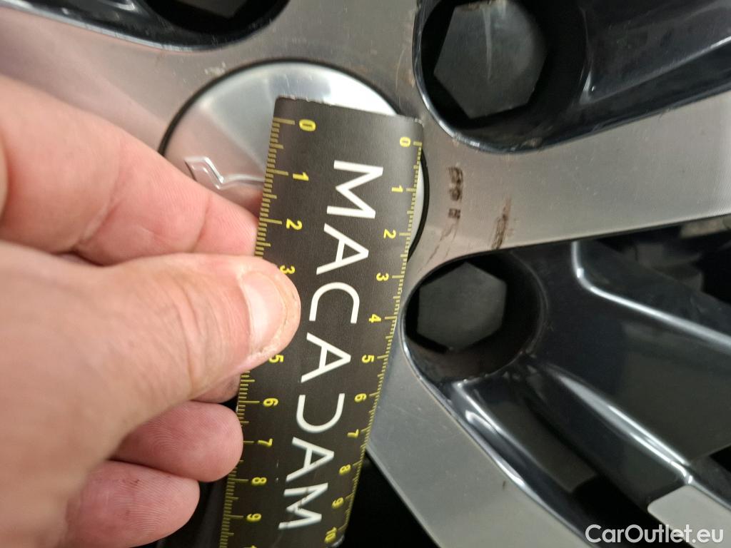  Peugeot  3008  Allure Business 1.5 HDi 130CV BVA8 E6d #38