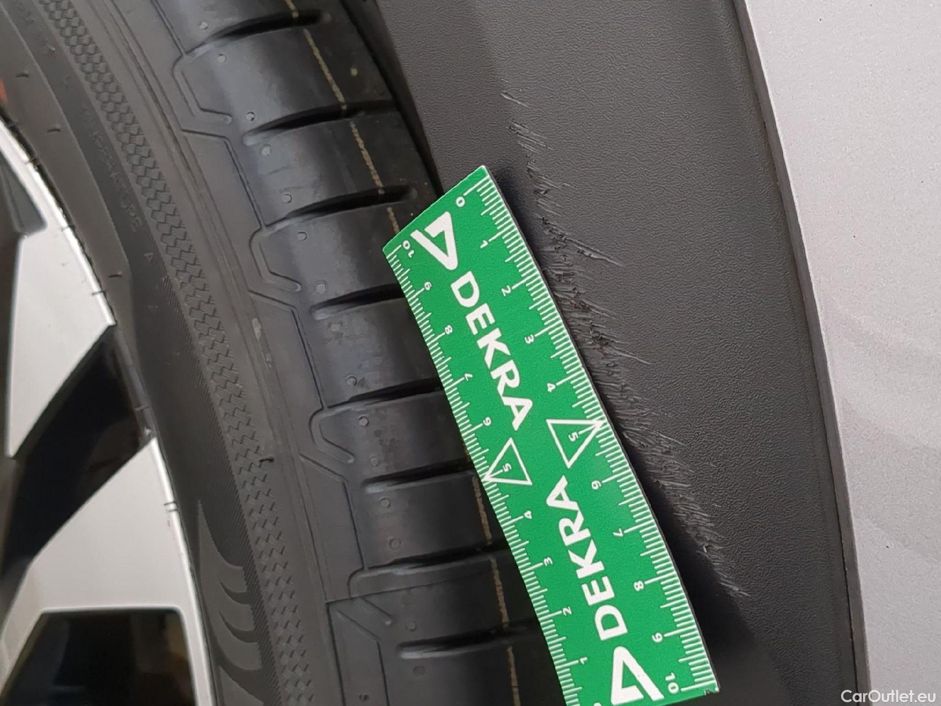  Peugeot  2008  Allure Business 1.5 HDi 110CV BVM6 E6d #51