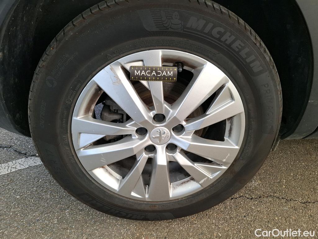  Peugeot  3008  II Active Pack 1.5 HDi 130CV BVA8 E6d #17