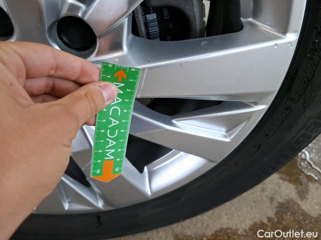  Peugeot  3008  Active Pack 1.5 HDi 130CV BVA8 E6d #6