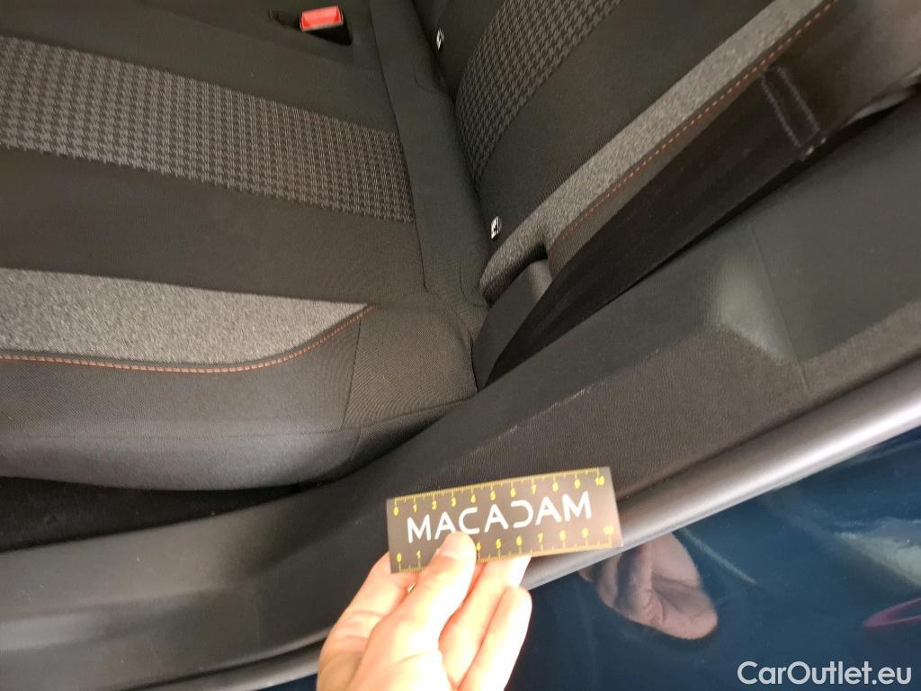  Peugeot  3008  Active Business 1.5 HDi 130CV BVA8 E6d #17