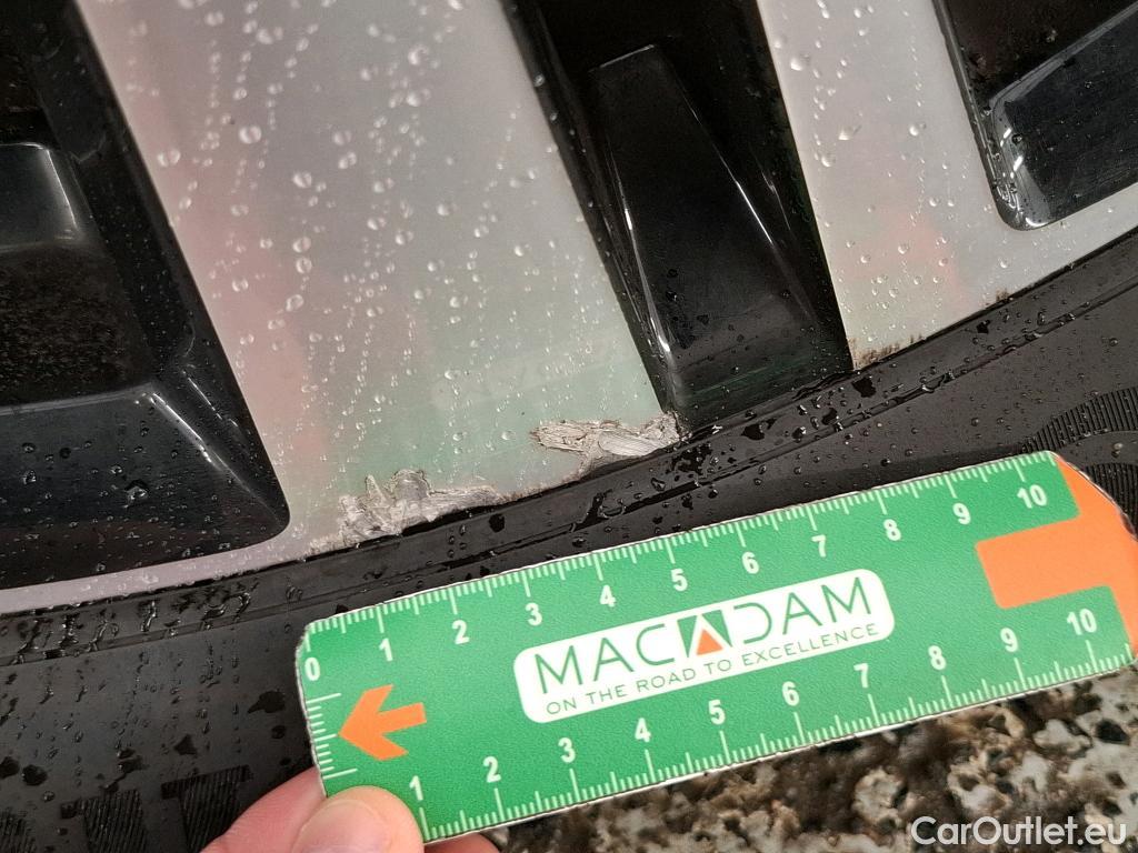  Peugeot  3008 PEUGEOT  / 2020 / 5P / SUV BlueHDi 130 S&S EAT8 GT #15