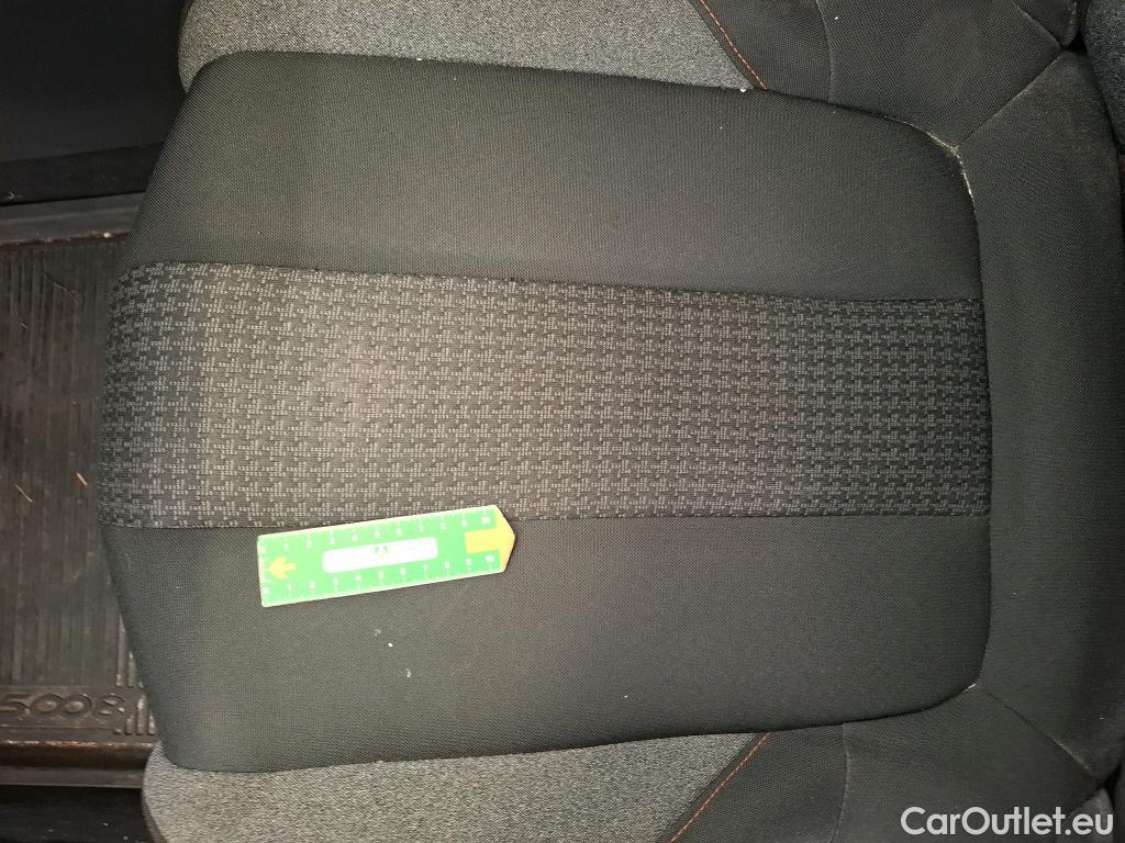  Peugeot  5008  Active Business 1.5 HDi 130CV BVA8 E6dT #50