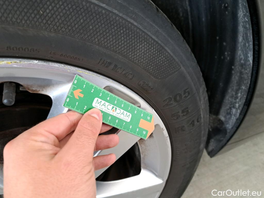  Peugeot  308  Active Business 1.5 HDi 130CV BVM6 E6d #42