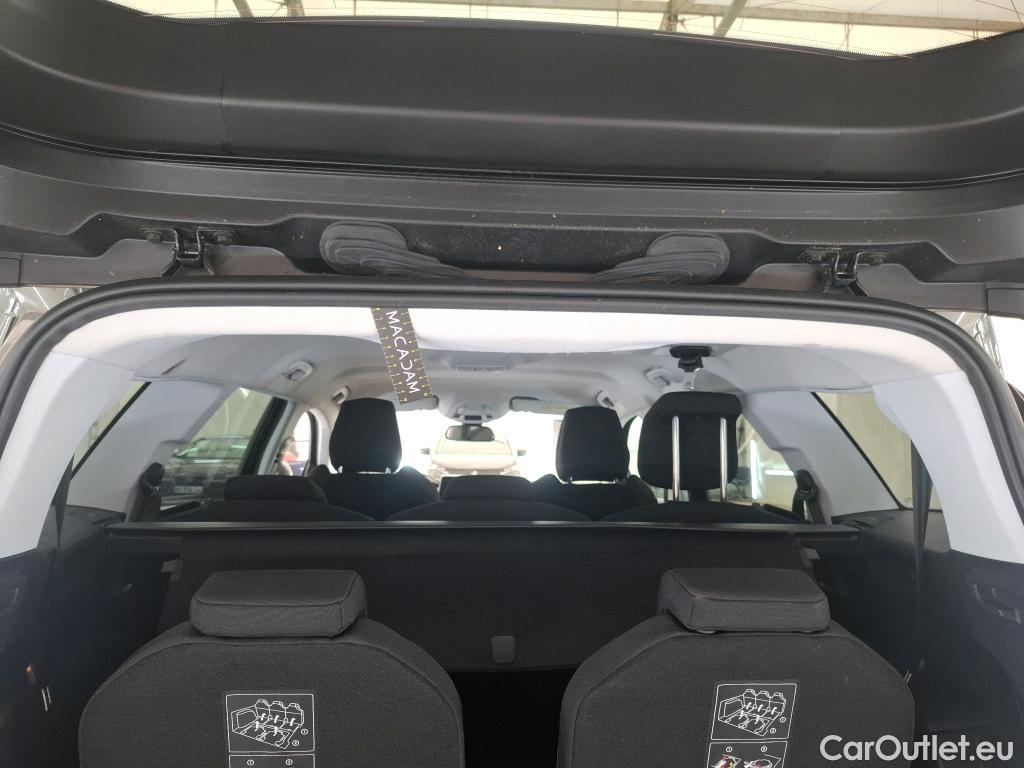  Peugeot  5008  Active Business 1.5 HDi 130CV BVA8 7 Sieges E6d #1