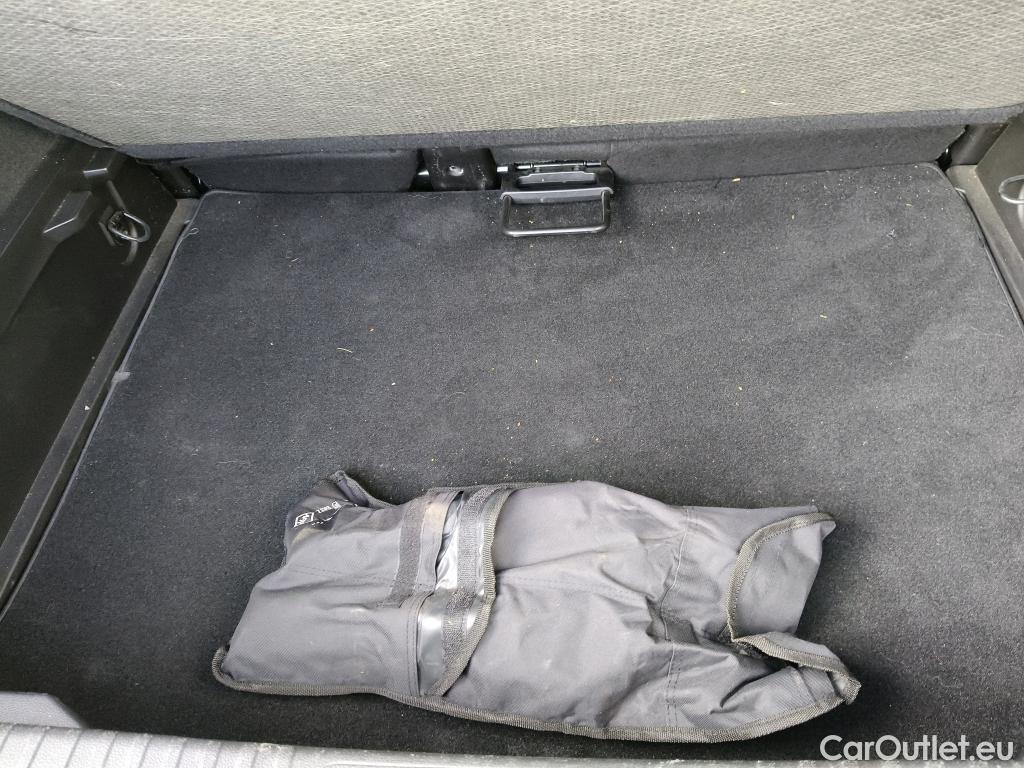  Renault  Captur  II Business 1.5 dCi 95CV BVM6 E6dT #5