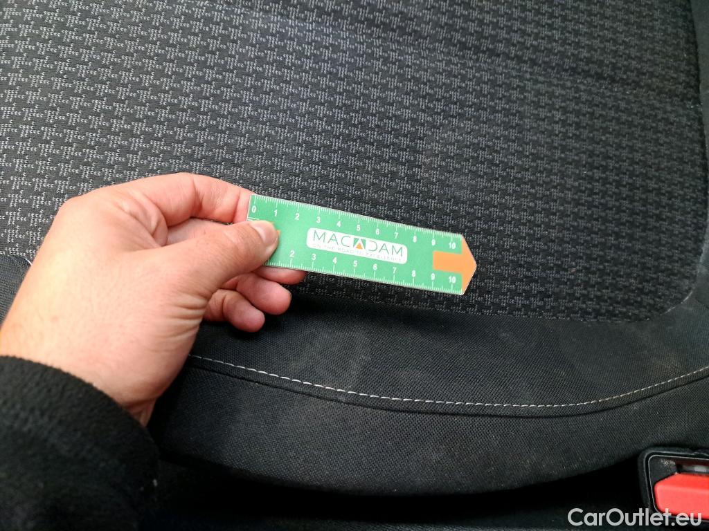  Peugeot  308  Active Business 1.5 HDi 130CV BVM6 E6d #70