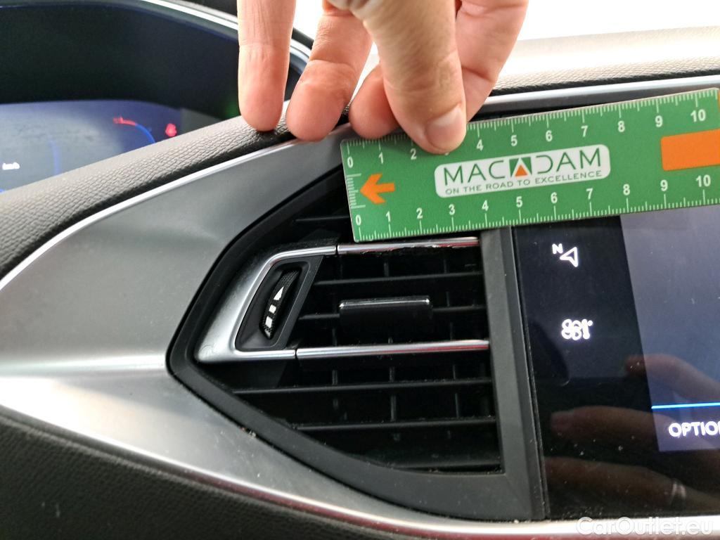  Peugeot  308  Active Business 1.5 HDi 130CV BVM6 E6d #38