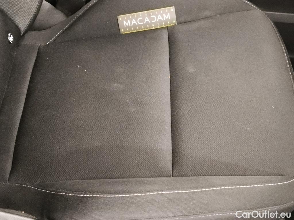  Renault  Captur  II Business 1.5 dCi 95CV BVM6 E6dT #13