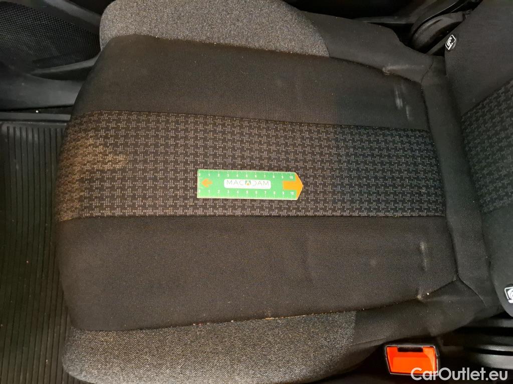  Peugeot  5008  Active Business 1.5 HDi 130CV BVA8 E6dT #54