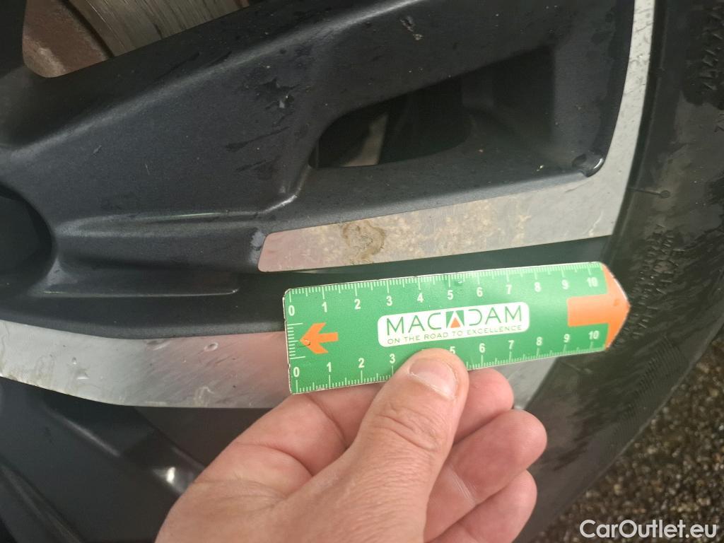  Peugeot  5008  Allure Business 1.5 HDi 130CV BVA8 E6d #33