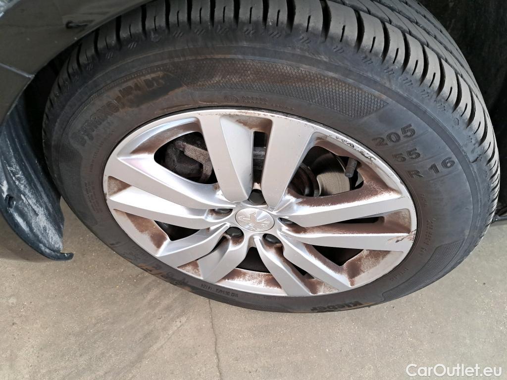  Peugeot  308  Active Business 1.5 HDi 130CV BVM6 E6d #50