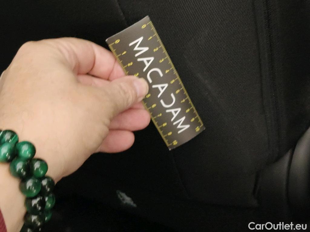  Renault  Captur  II Business 1.5 dCi 95CV BVM6 E6dT #12