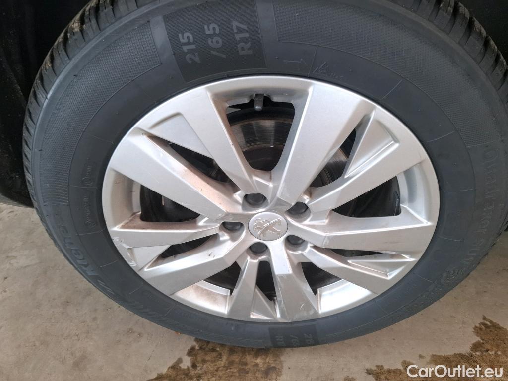  Peugeot  5008  Active Business 1.5 HDi 130CV BVA8 7 Sieges E6d #34