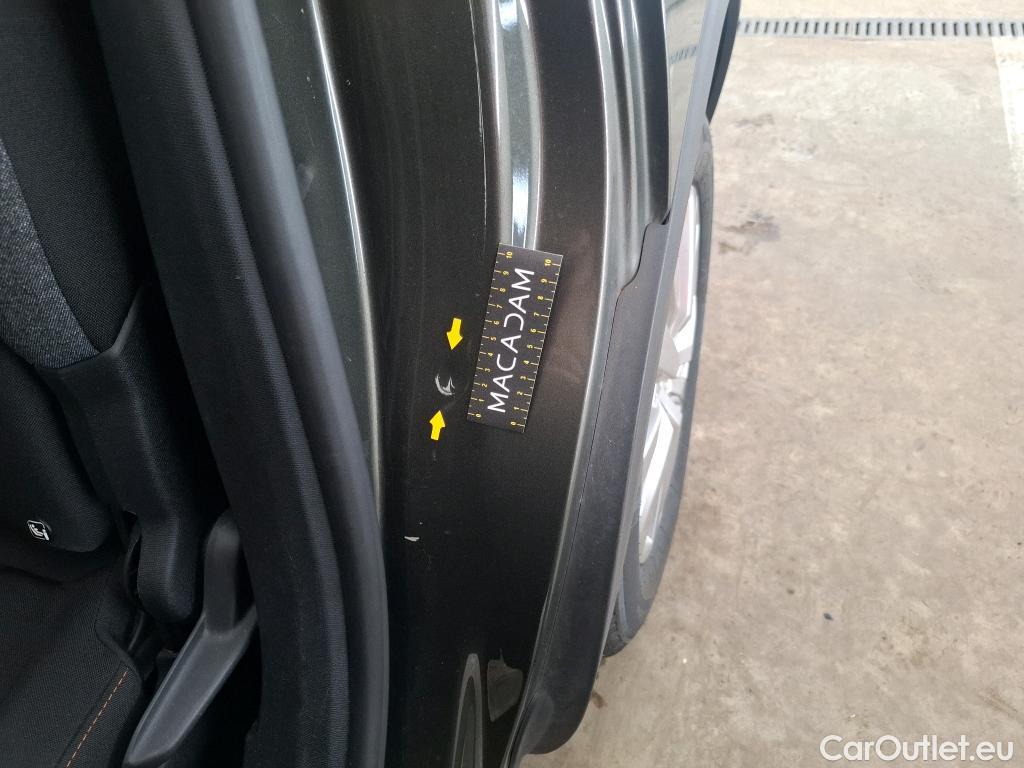  Peugeot  5008  Active Business 1.5 HDi 130CV BVA8 7 Sieges E6d #41