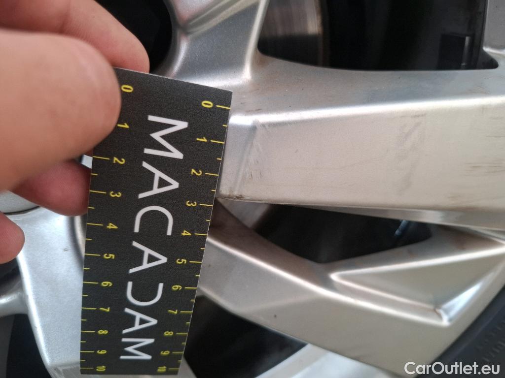  Peugeot  5008  Active Business 1.5 HDi 130CV BVA8 7 Sieges E6d #39