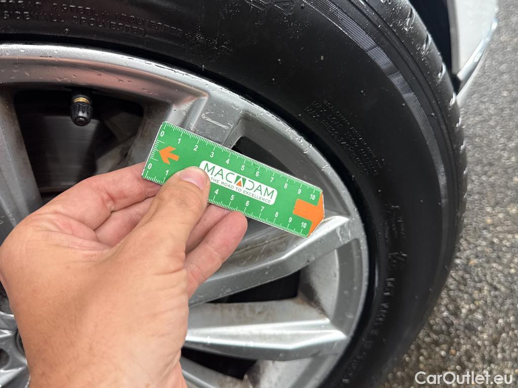  Volkswagen  Passat VOLKSWAGEN  SW / 2019 / 5P / Break 2.0 TDI EVO 150 DSG7 SW LOUNGE #12