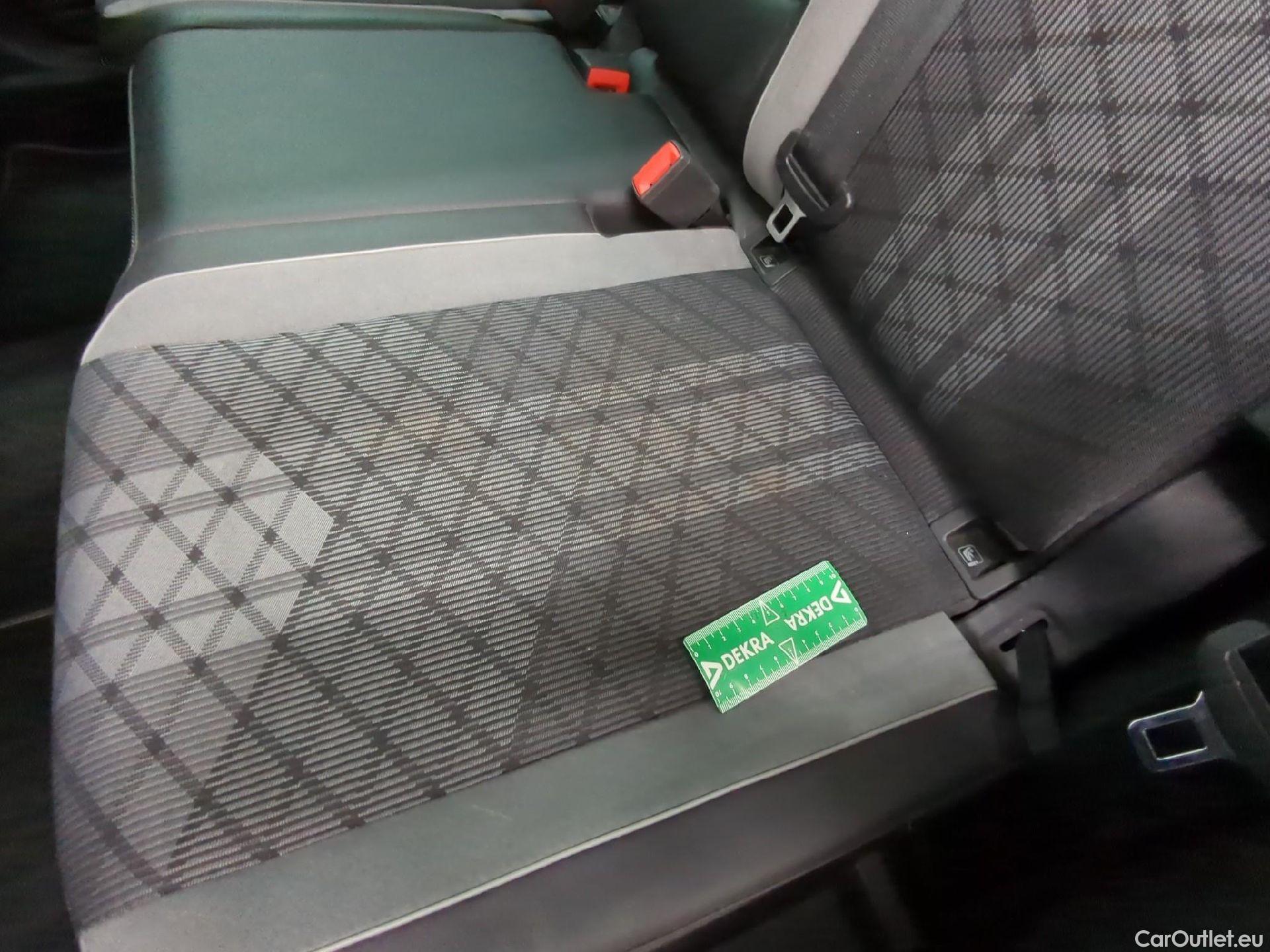  Volkswagen  Tiguan VOLKSWAGEN  / 2020 / 5P / SUV 2.0 TDI 150 DSG7 R-Line #1