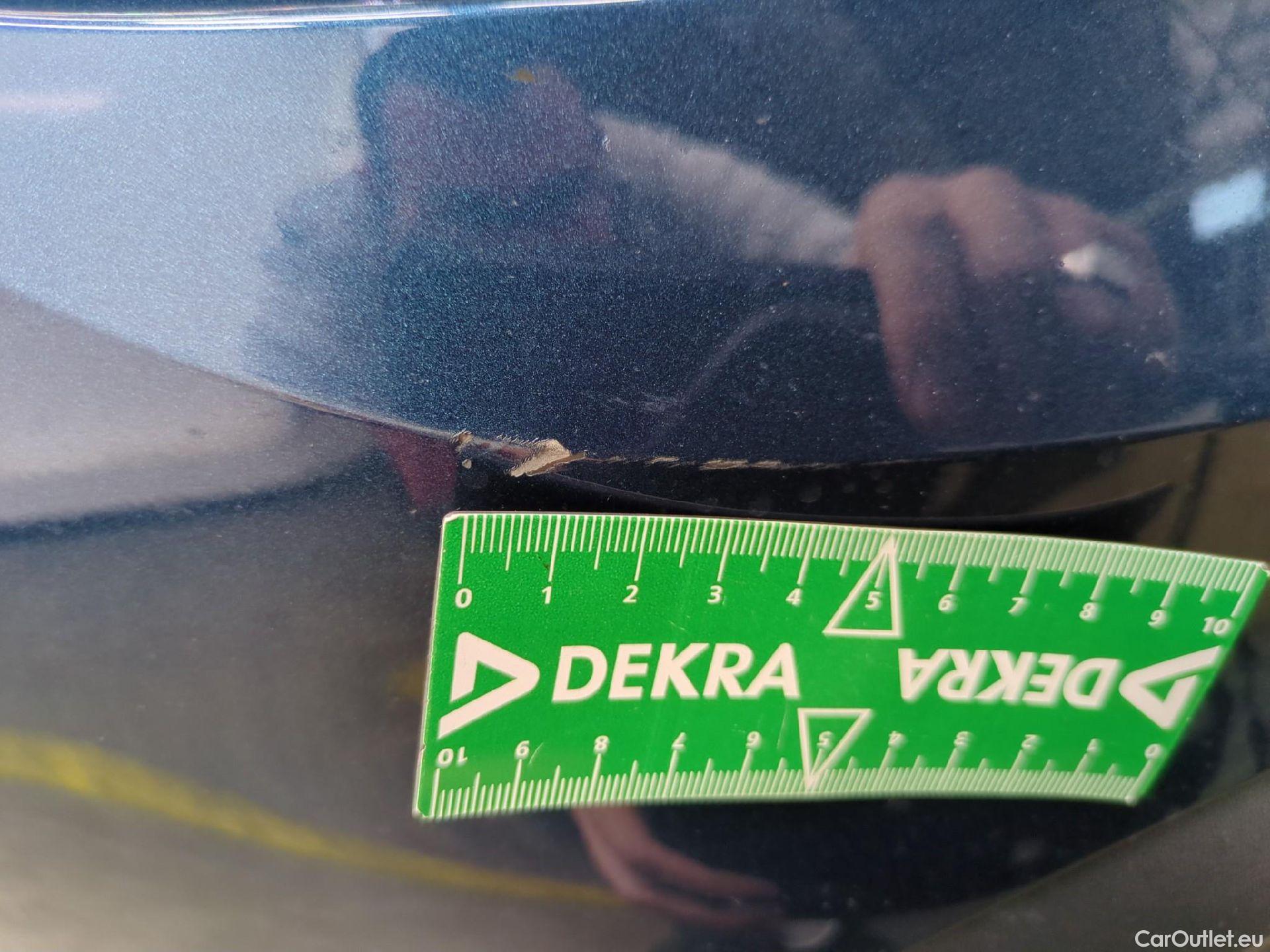  Volkswagen  Tiguan VOLKSWAGEN  / 2020 / 5P / SUV 2.0 TDI 150 DSG7 Life Business #25