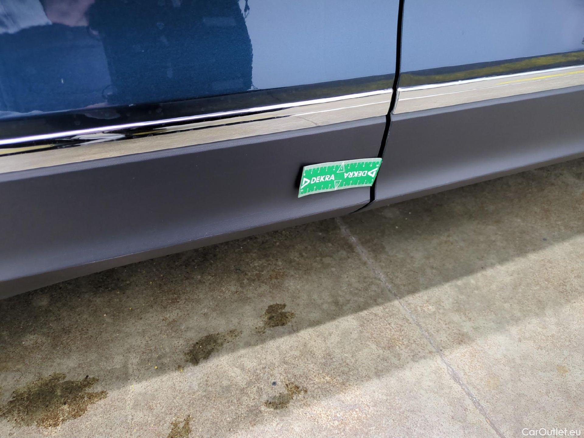  Volkswagen  Tiguan VOLKSWAGEN  / 2020 / 5P / SUV 2.0 TDI 150 DSG7 Life Business #19