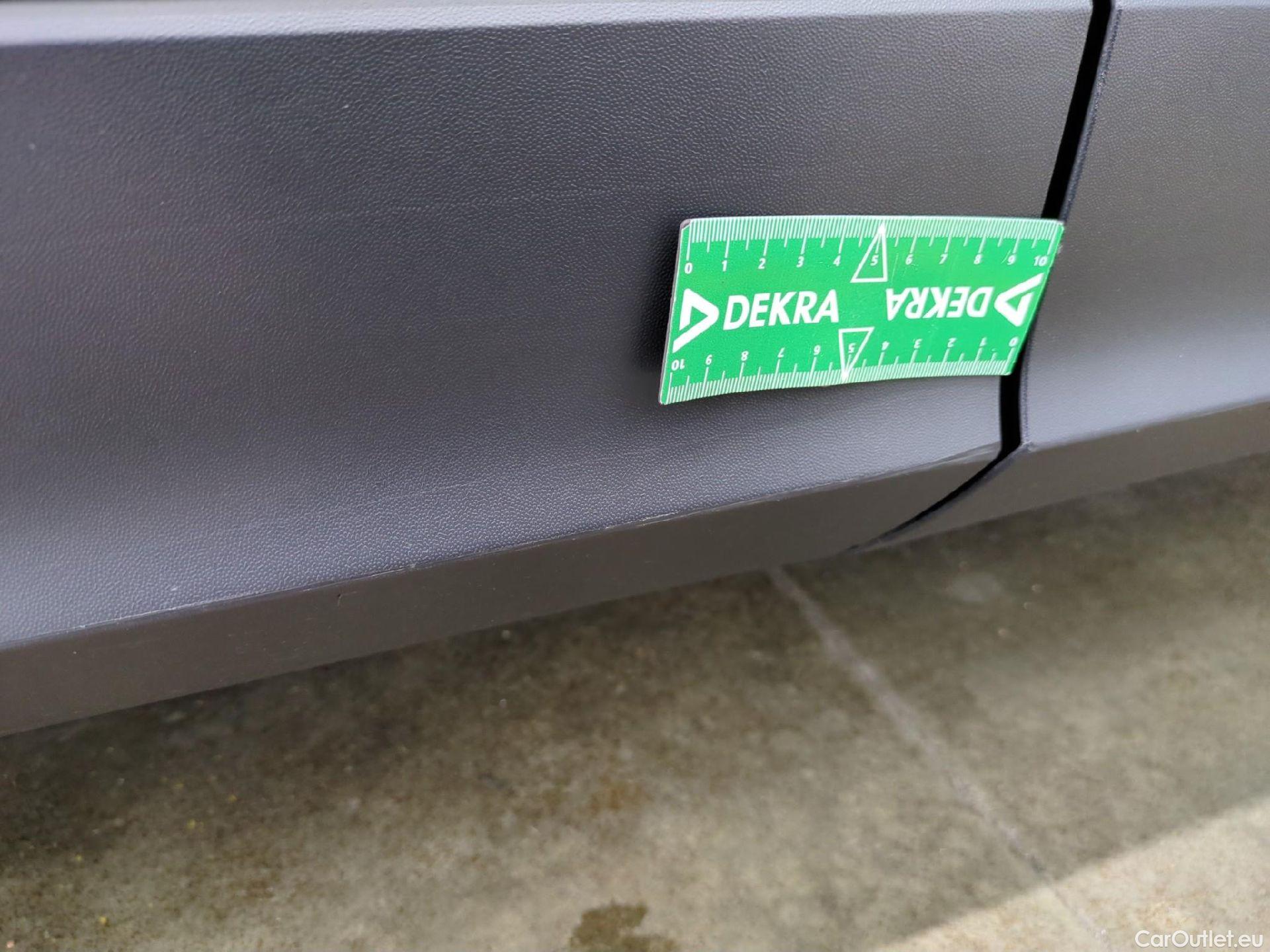  Volkswagen  Tiguan VOLKSWAGEN  / 2020 / 5P / SUV 2.0 TDI 150 DSG7 Life Business #20