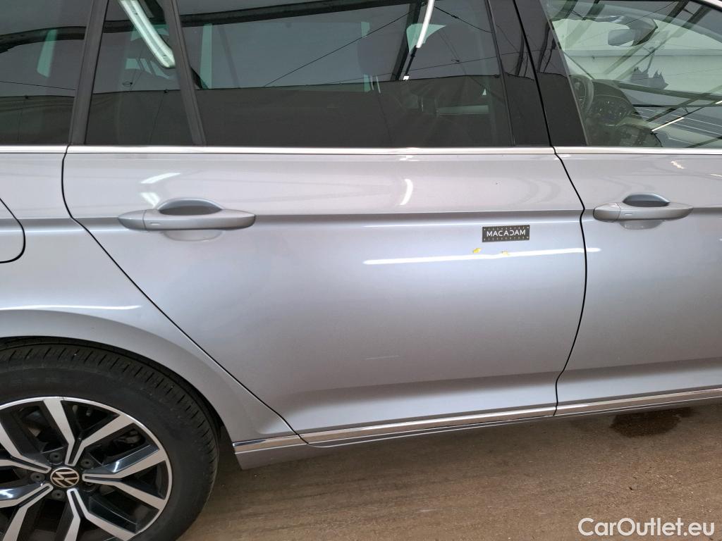  Volkswagen  Passat VOLKSWAGEN  SW / 2019 / 5P / Break 2.0 TDI 150 SCR DSG7 SW LOUNGE #14