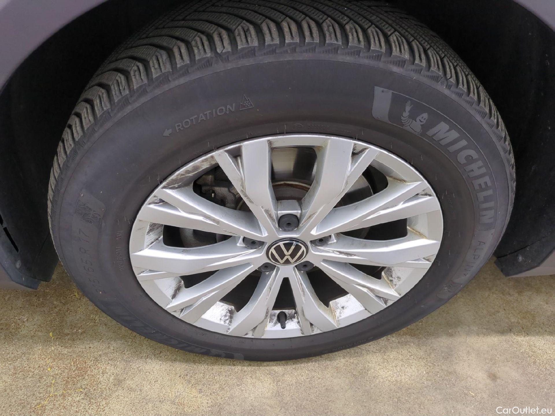  Volkswagen  Tiguan VOLKSWAGEN  / 2020 / 5P / SUV 2.0 TDI 150 DSG7 Life Business #8