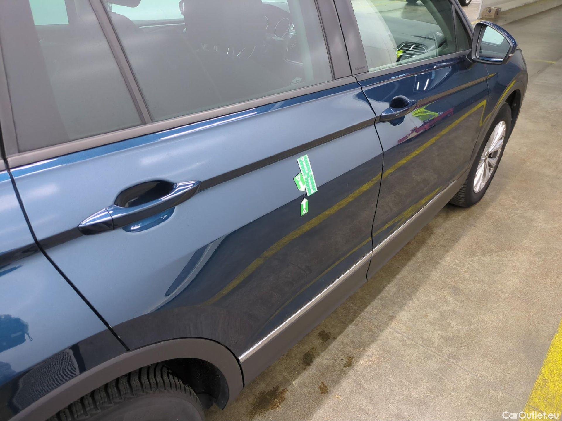  Volkswagen  Tiguan VOLKSWAGEN  / 2020 / 5P / SUV 2.0 TDI 150 DSG7 Life Business #18