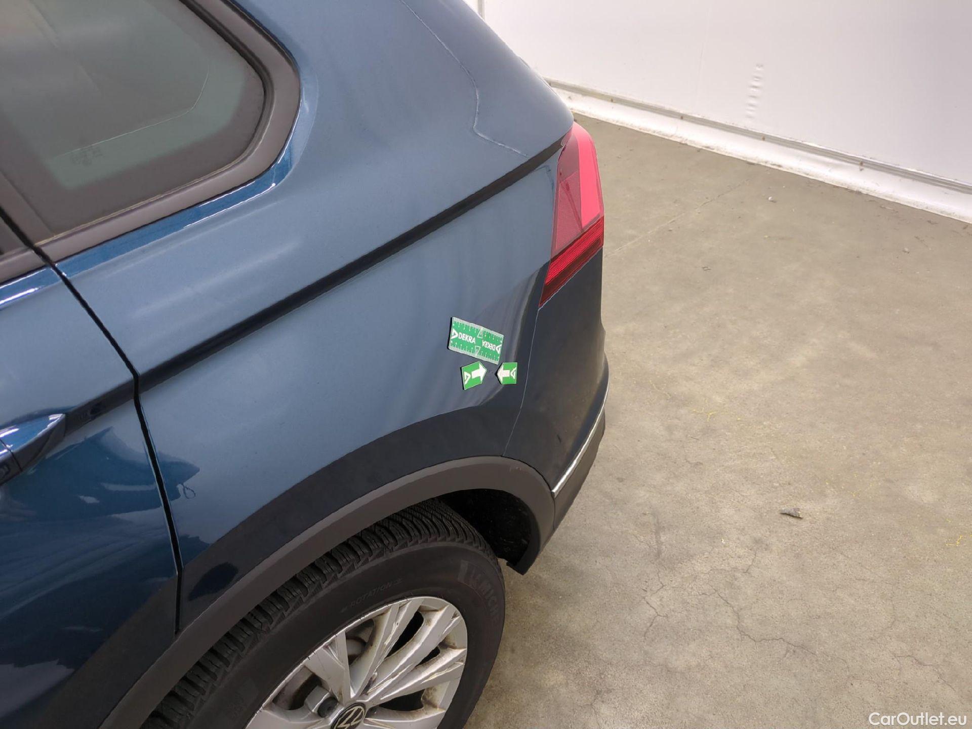  Volkswagen  Tiguan VOLKSWAGEN  / 2020 / 5P / SUV 2.0 TDI 150 DSG7 Life Business #47