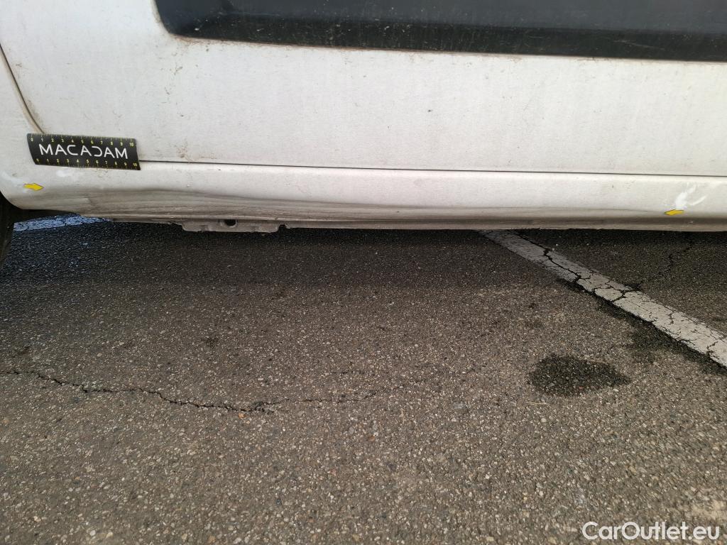  Citroen  Berlingo  Fourgon Club M 650 1.5 BlueHDi 75CV BVM5 E6dT #2