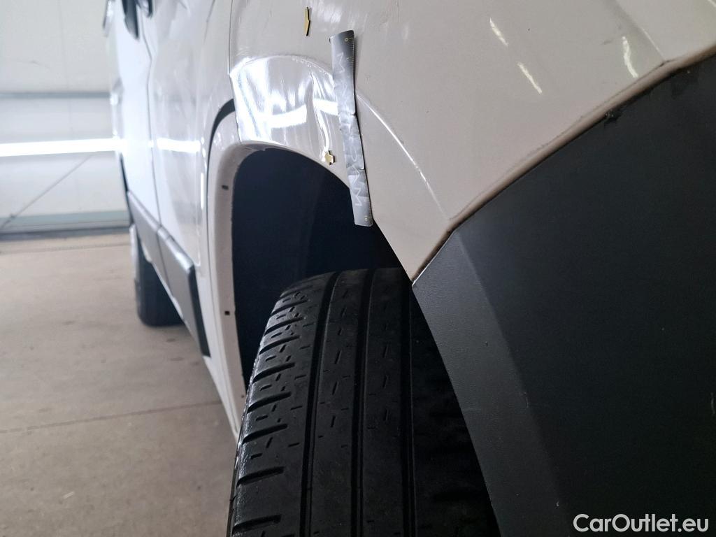  Citroen  Jumper CITROEN  VU 4p Fourgon 30 L1H1 BlueHDi 110 BVM6 Business #37