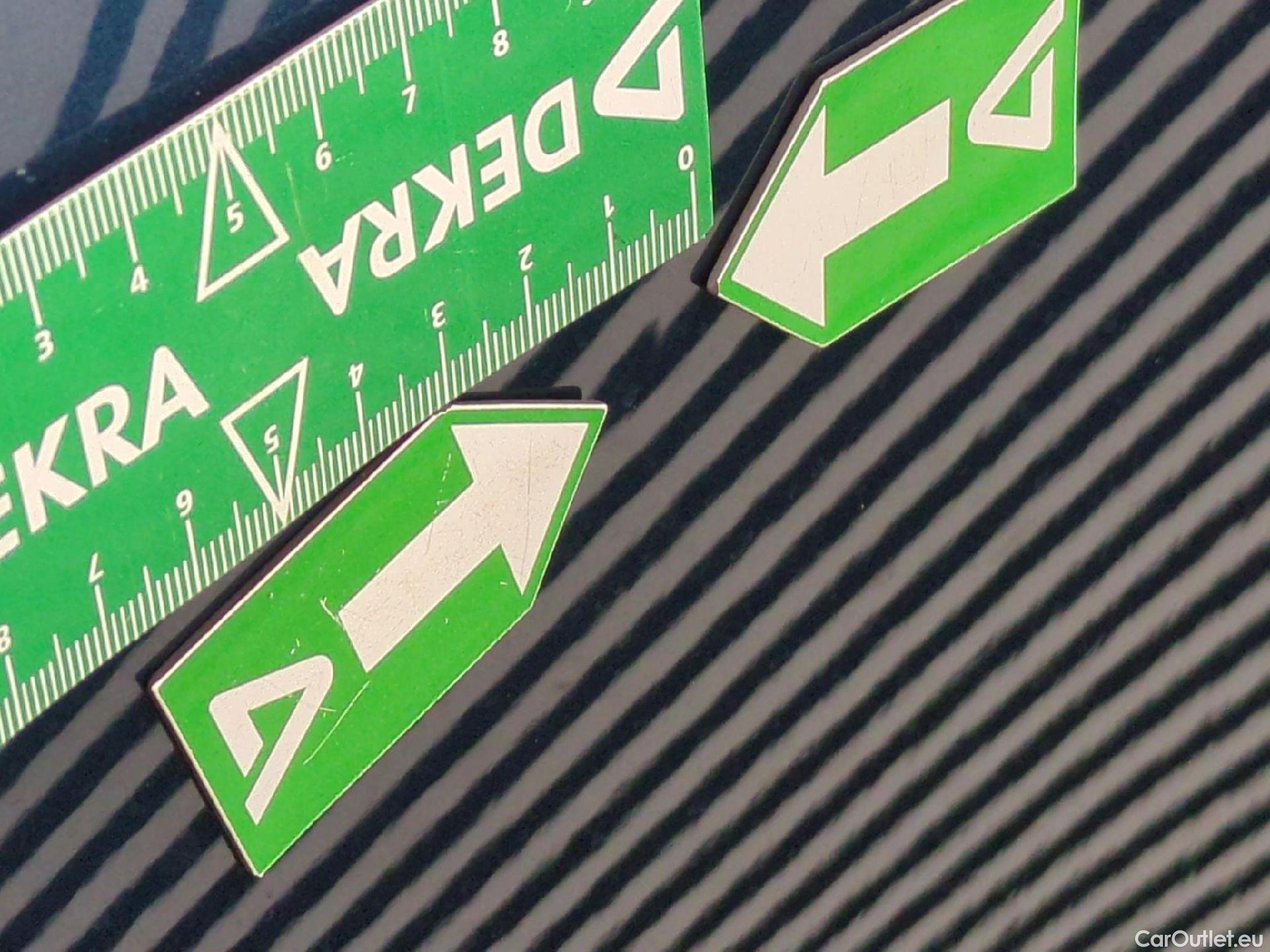  Volkswagen  Tiguan VOLKSWAGEN  / 2020 / 5P / SUV 2.0 TDI 150 DSG7 Life Business #44