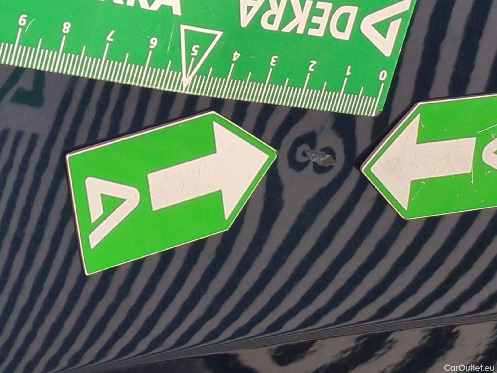  Volkswagen  Tiguan VOLKSWAGEN  / 2020 / 5P / SUV 2.0 TDI 150 DSG7 Life Business #46