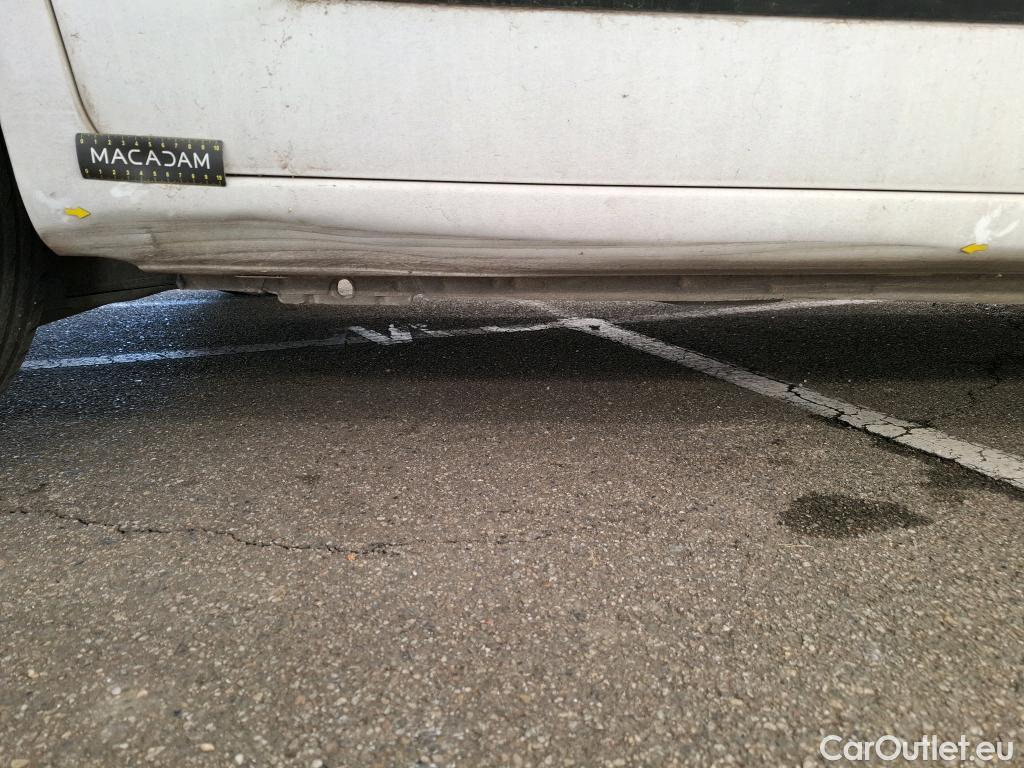  Citroen  Berlingo  Fourgon Club M 650 1.5 BlueHDi 75CV BVM5 E6dT #3