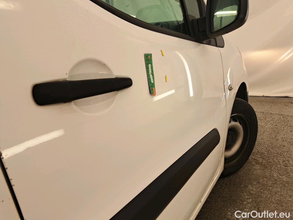  Citroen  Berlingo  Fourgon Club L1 (Court) 1.6 BlueHDi 100CV BVM5 E6 / VENTE SANS CG #28