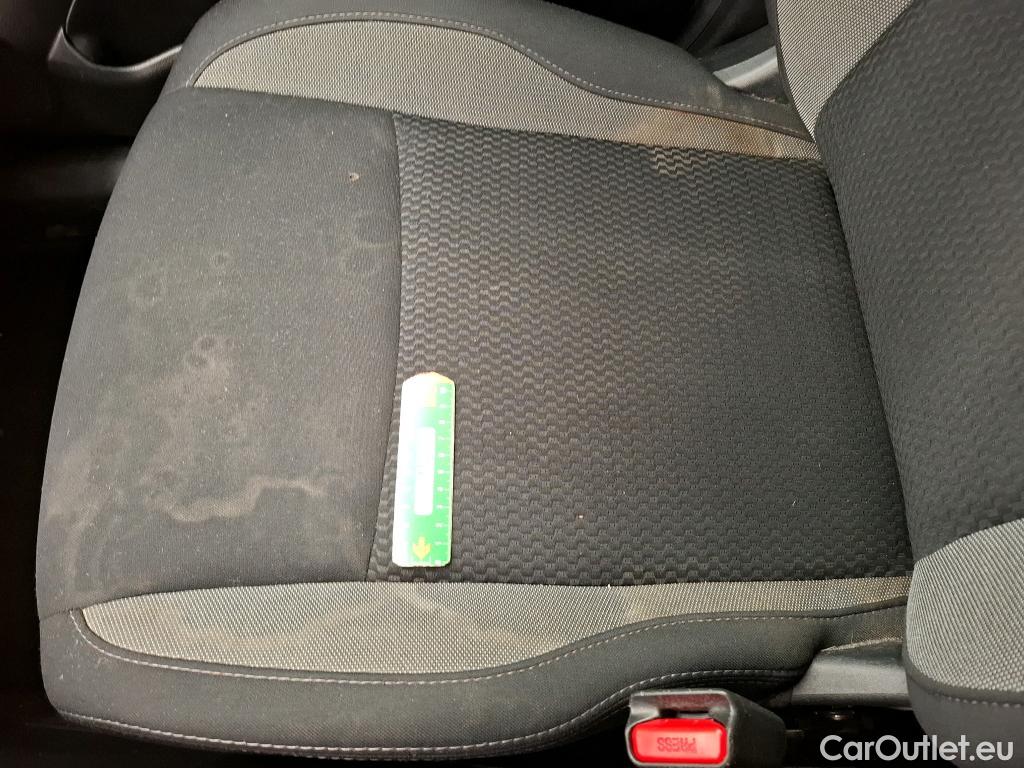  Nissan  Qashqai  1.5 DCI 115 DCT Business Edition / TRANSFO VP VF
 #40