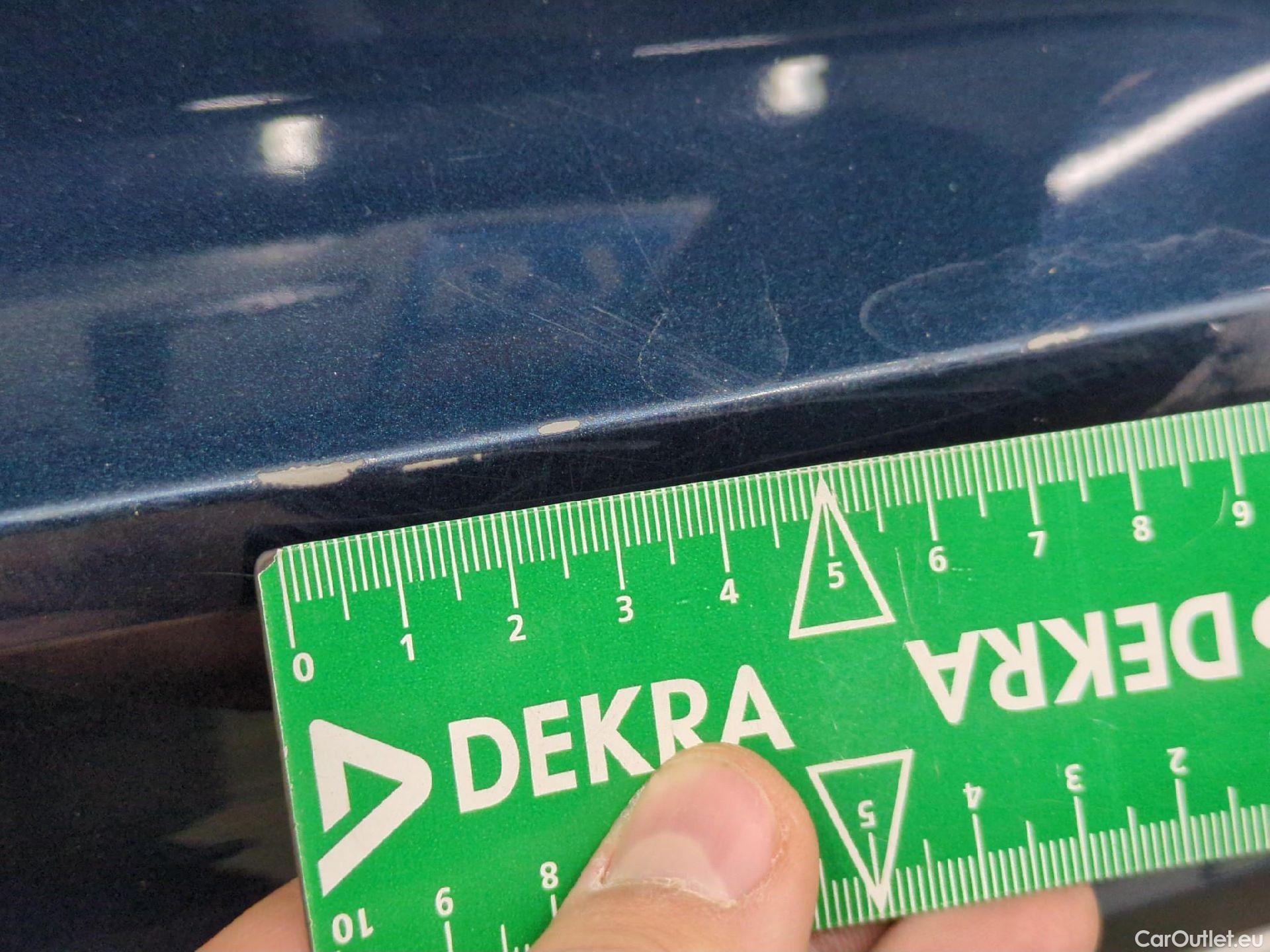  Volkswagen  Tiguan VOLKSWAGEN  / 2020 / 5P / SUV 2.0 TDI 150 DSG7 Life Business #53