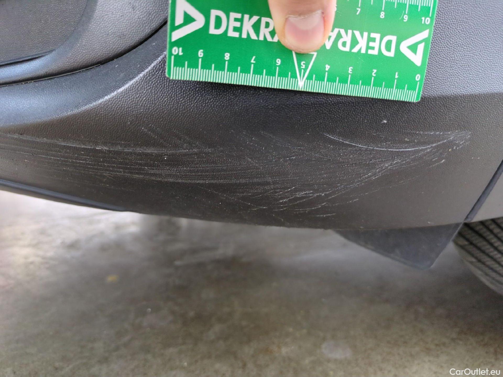  Volkswagen  Tiguan VOLKSWAGEN  / 2020 / 5P / SUV 2.0 TDI 150 DSG7 Life Business #32