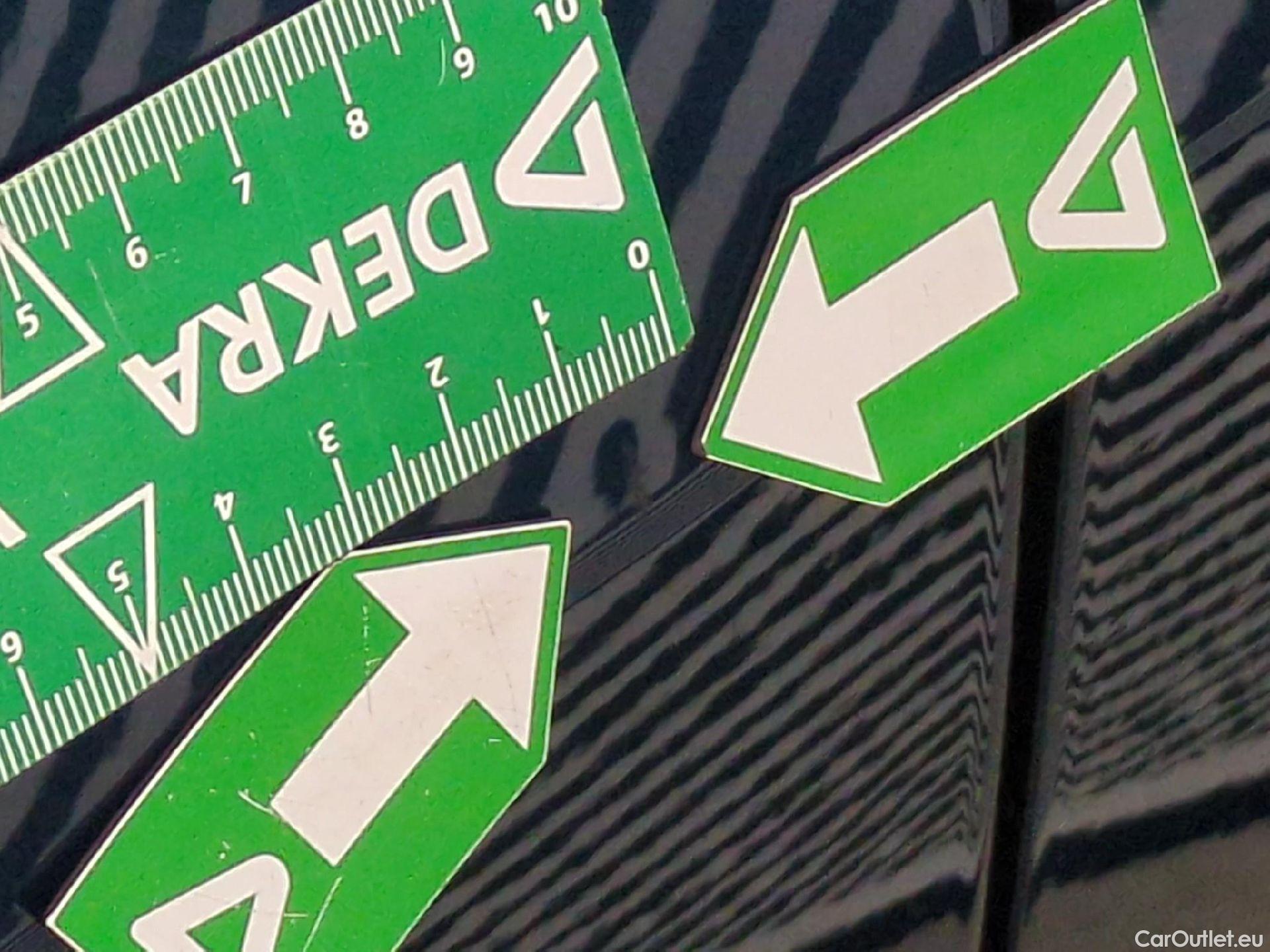  Volkswagen  Tiguan VOLKSWAGEN  / 2020 / 5P / SUV 2.0 TDI 150 DSG7 Life Business #42