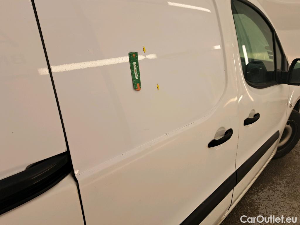  Citroen  Berlingo  Fourgon Club L1 (Court) 1.6 BlueHDi 100CV BVM5 E6 / VENTE SANS CG #8