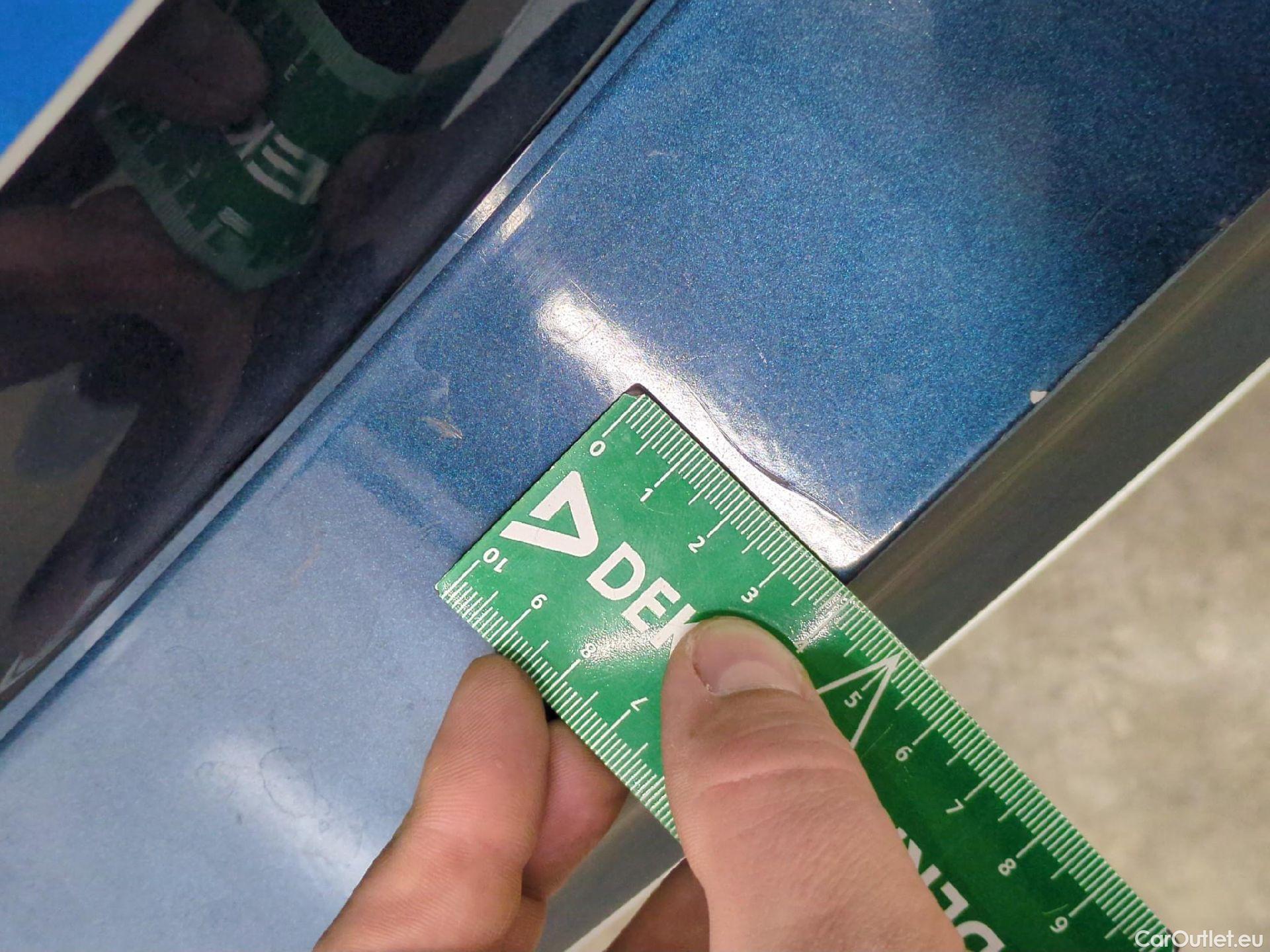  Volkswagen  Tiguan VOLKSWAGEN  / 2020 / 5P / SUV 2.0 TDI 150 DSG7 Life Business #50