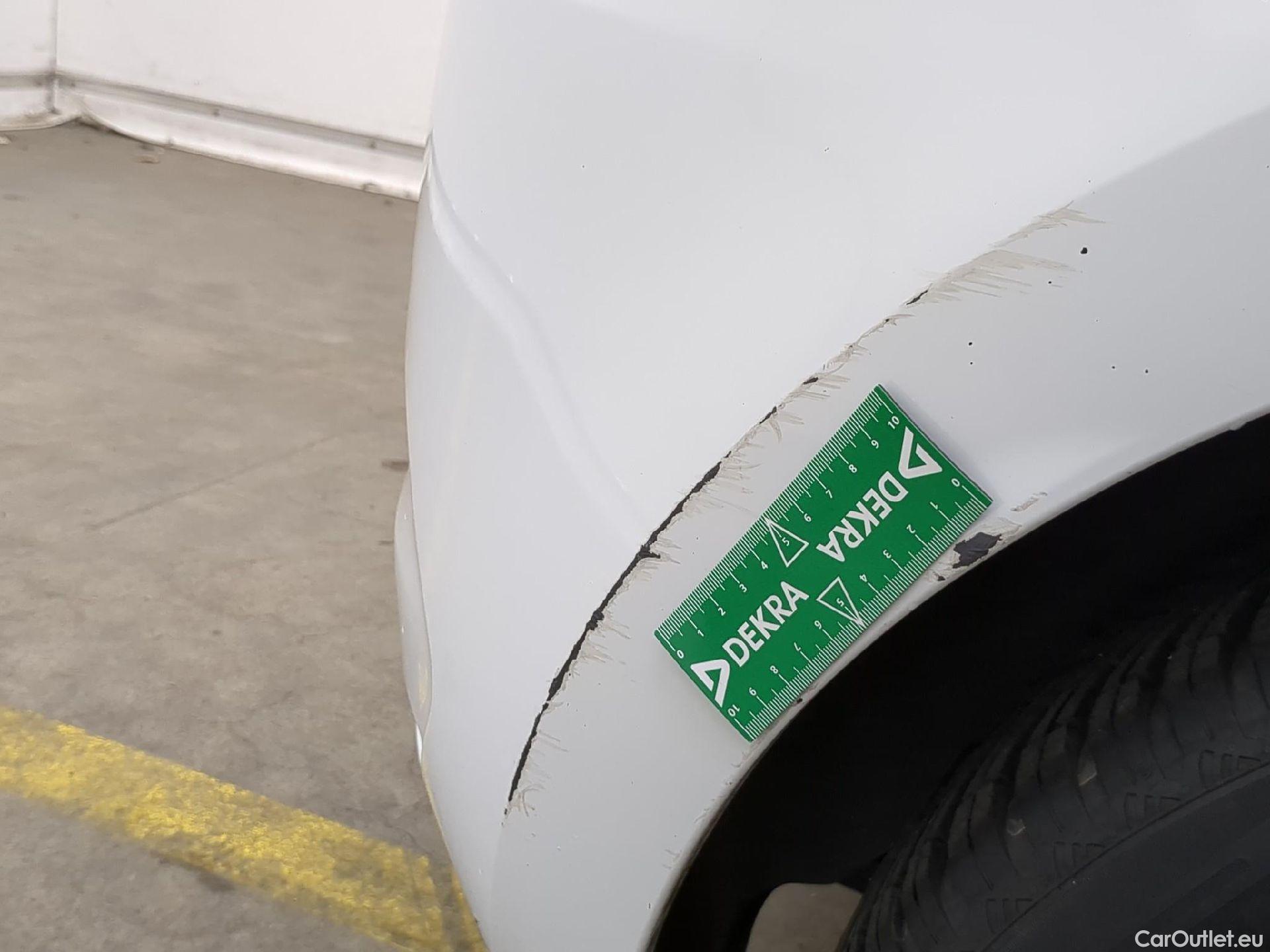  Renault  Clio  V Société Air Nav 1.5 dCi 85CV BVM6 E6dT #32