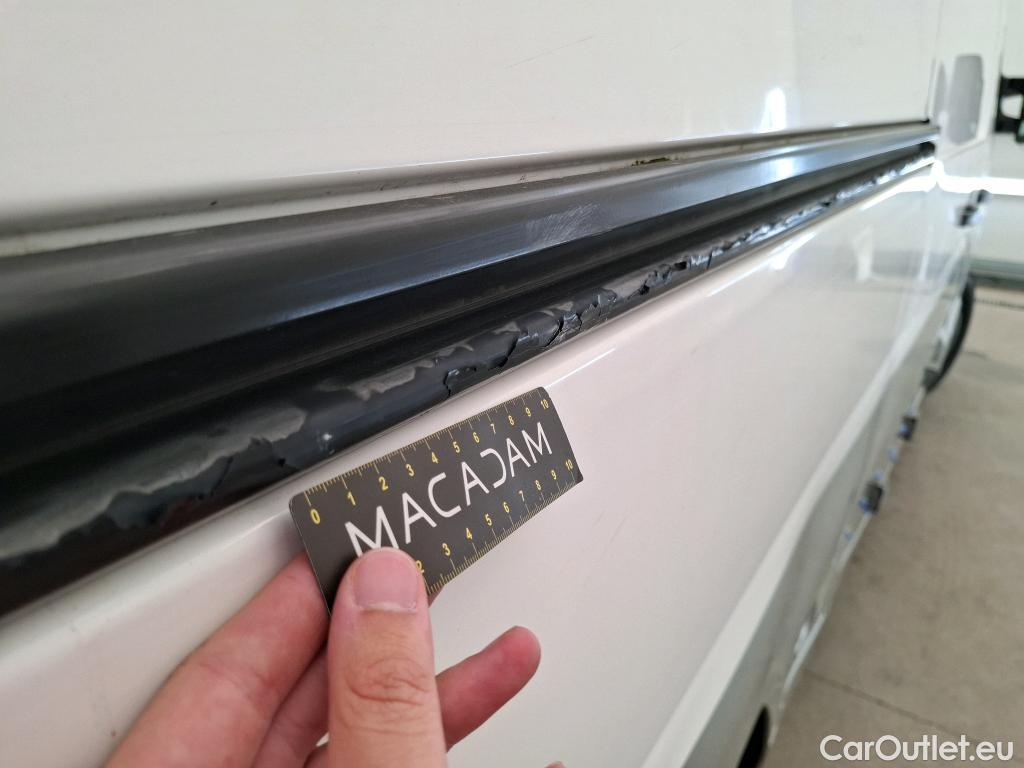  Renault  Master RENAULT  / 2014 / 4P / Fourgon tôlé &FG GCf Trac F3500 L2H2 dCi 110 Euro6 #53