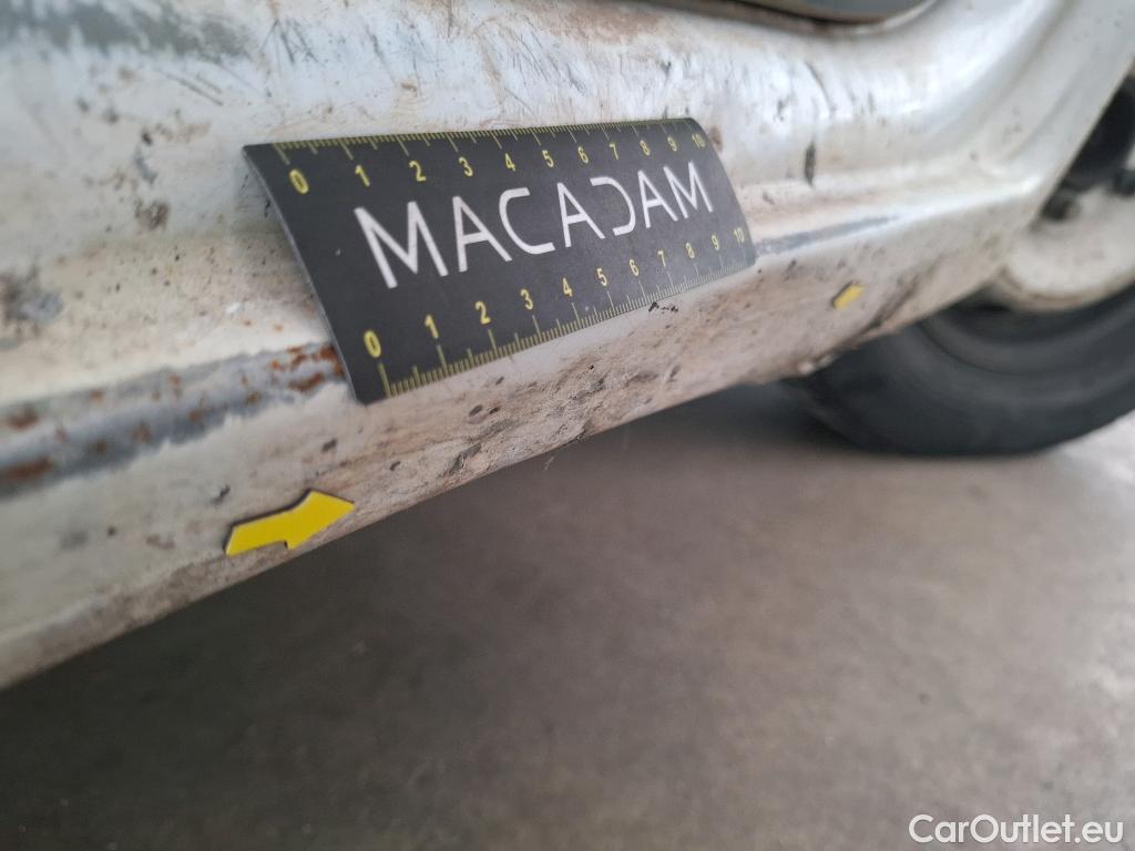  Renault  Master RENAULT  VU 4p Fourgon Gd Conf F3500 L2H2 dCi 125 #86