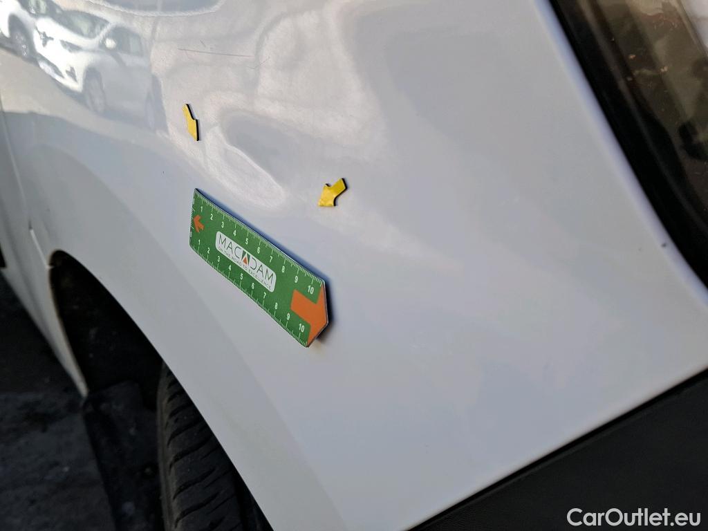  Renault  Master  Fourgon L2H2 3 5 Grand Confort dCi 135CV BVM6 E6dT #38