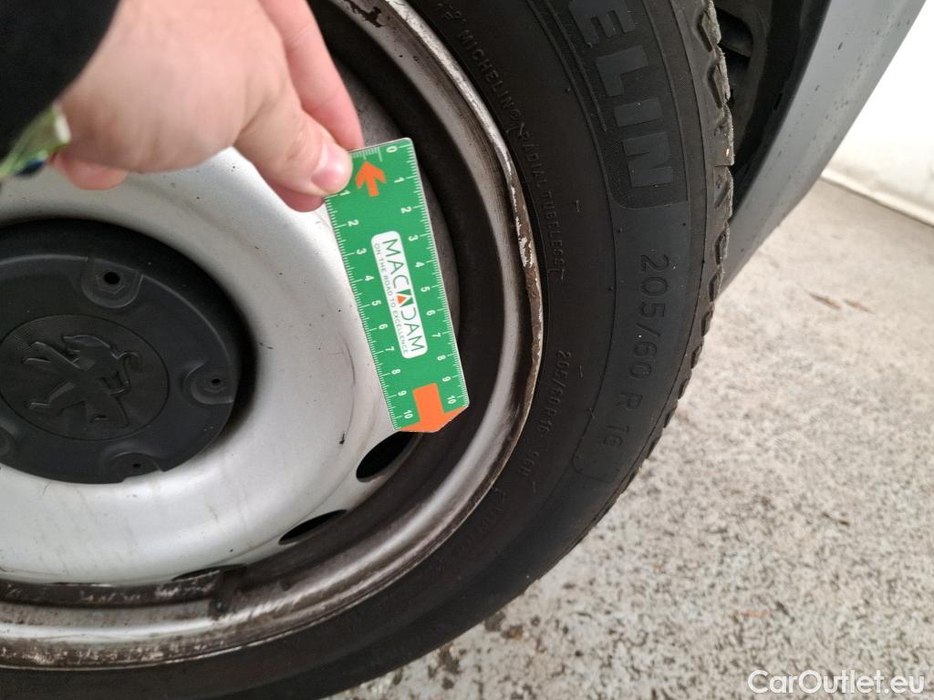  Peugeot  Partner  Premium L1 1.5 HDi 100CV BVM5 E6dT #17