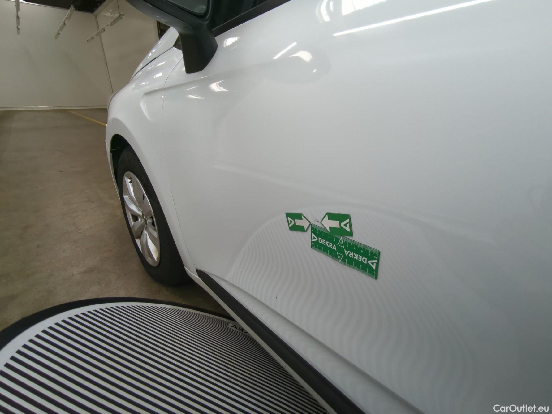  Renault  Clio  V Société Air Nav 1.5 dCi 85CV BVM6 E6dT #23