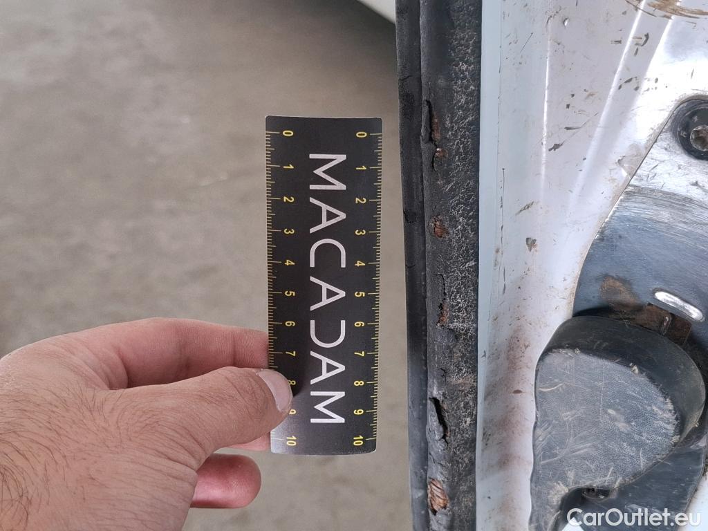  Renault  Master RENAULT  VU 4p Fourgon Gd Conf F3500 L2H2 dCi 125 #144