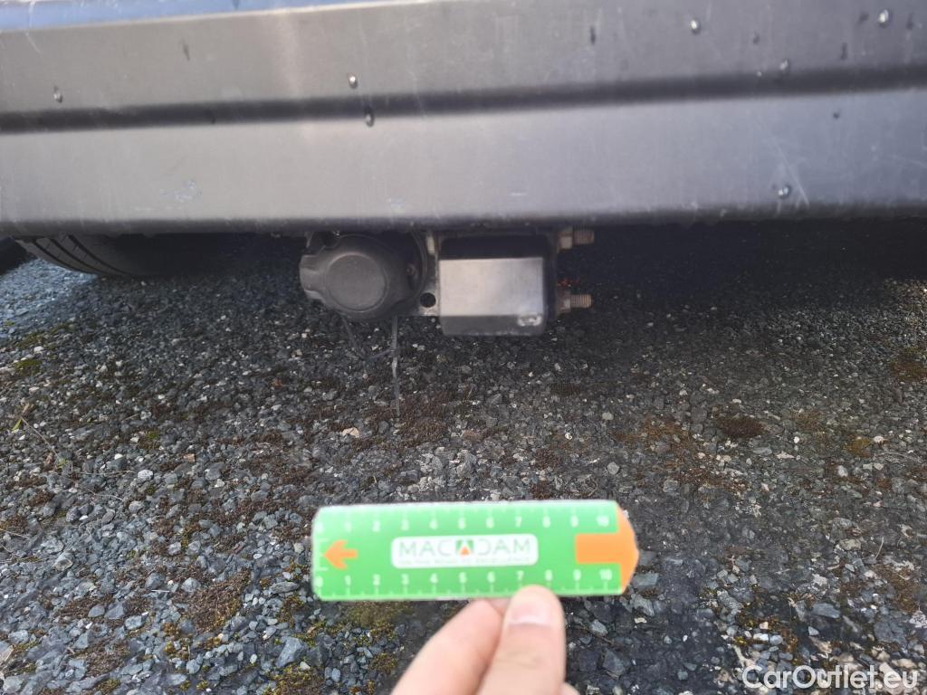  Renault  Trafic  III Fourgon Grand Confort L2H1 1200 dCi 170CV BVA6 E6dT #18