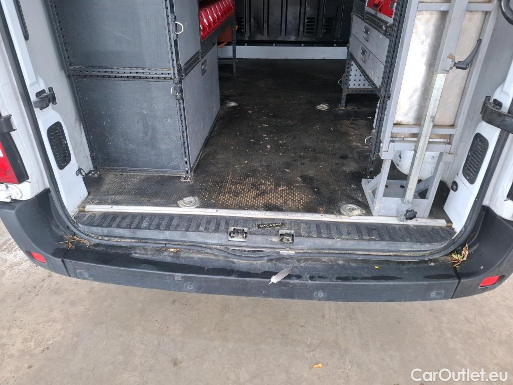  Renault  Master RENAULT  / 2019 / 4P / Fourgon tôlé FG Tr GCF F3300 L2H2 dCi 135 #40